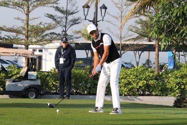 Nguyễn Thảo My và Đỗ Hồng Giang chinh phục các danh hiệu đơn nữ và đơn nam của môn Golf